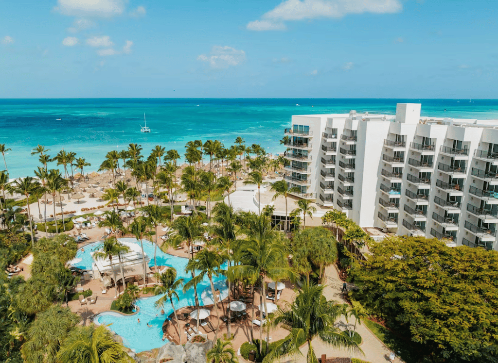 8 Best Resorts in Aruba for Couples Craving Sun-kissed Romance and Adventure