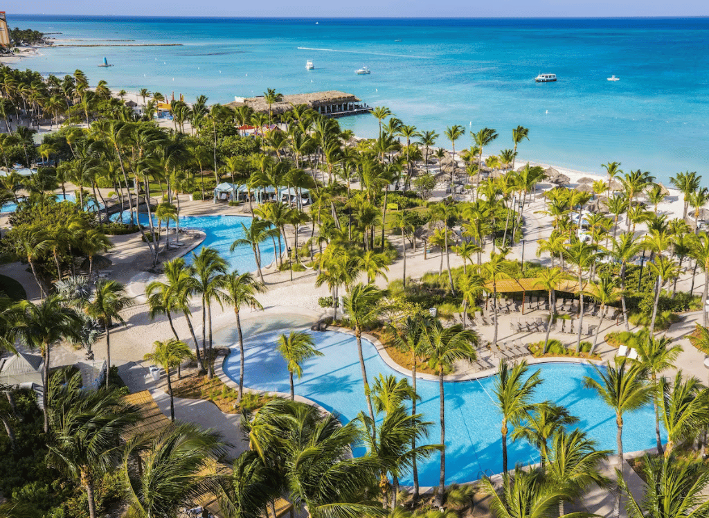 8 Best Resorts in Aruba for Couples Craving Sun-kissed Romance and Adventure